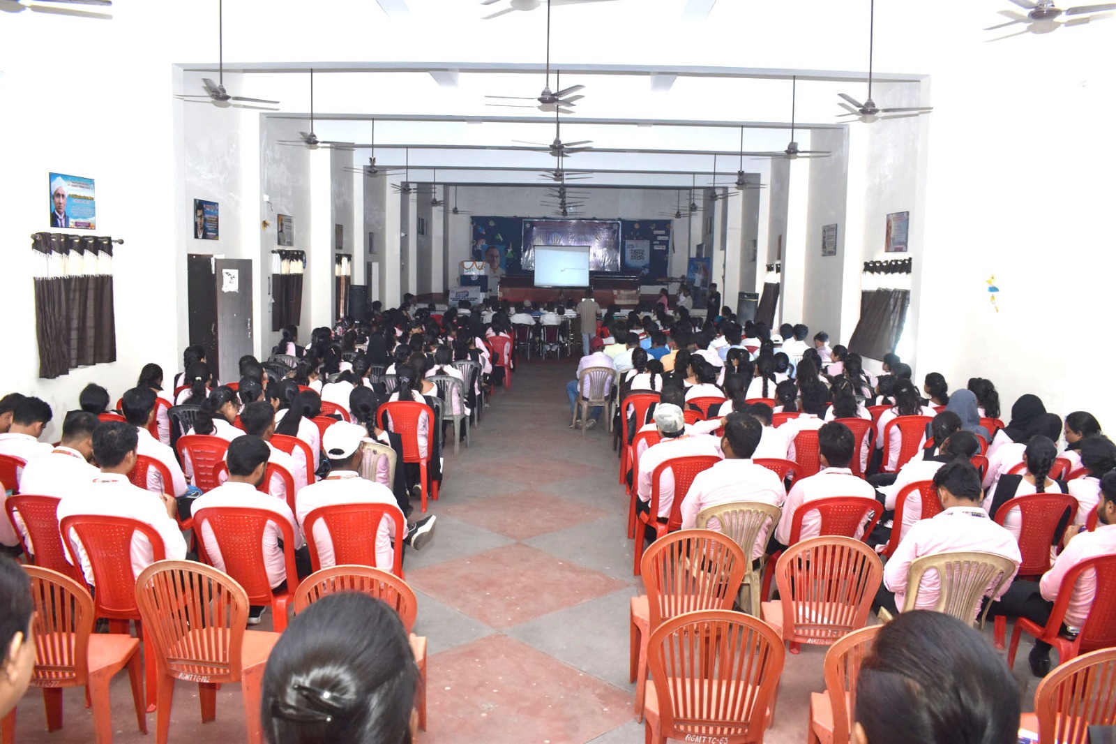 Chhatron Ki Gunj Programme